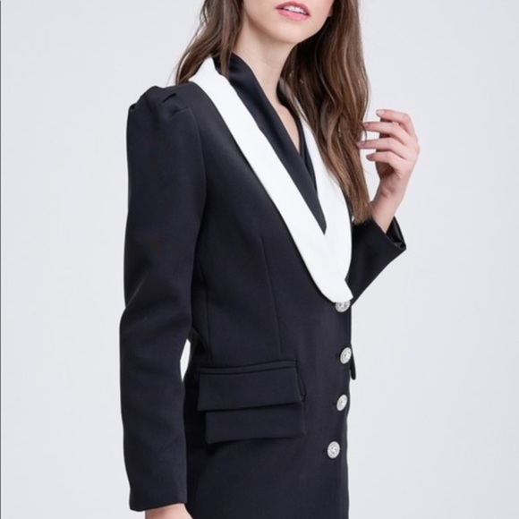 Classic Two-Tone Blazer - Picture 8 of 9